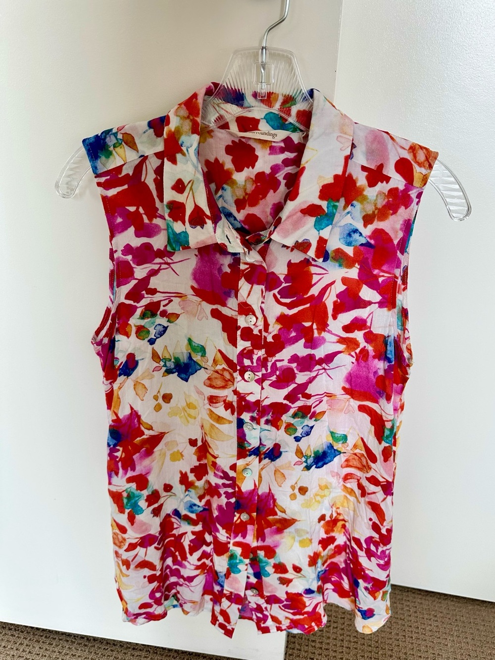 Soft Surroundings Sleeveless Floral Button-Down Top - Pink, Red, Blue
